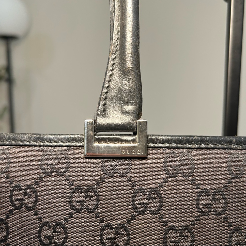 Gucci GG Canvas Jackie Shoulder Bag - Picture 12 of 16